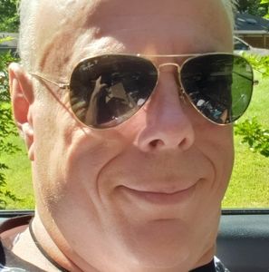 Meet your Posher, Gregory